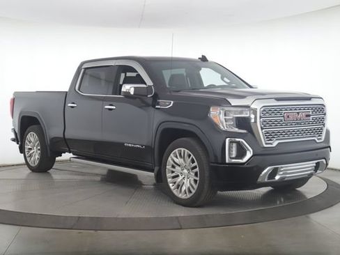 Used 2019 GMC Sierra 1500 Denali w/ Denali Ultimate Package AWD/4WD image 2