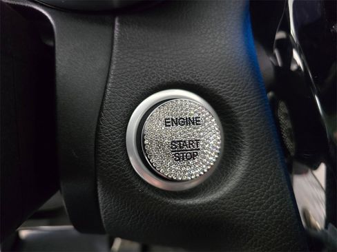 Used 2016 Mercedes-Benz C 450 AMG image 30