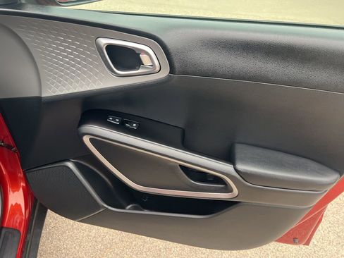 Used 2022 Kia Soul LX w/ Technology Package image 21