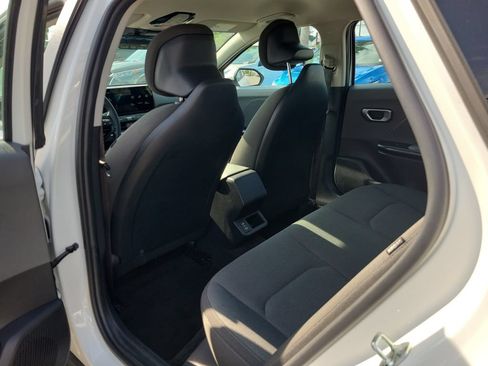 Used 2025 Kia K4 FWD image 8