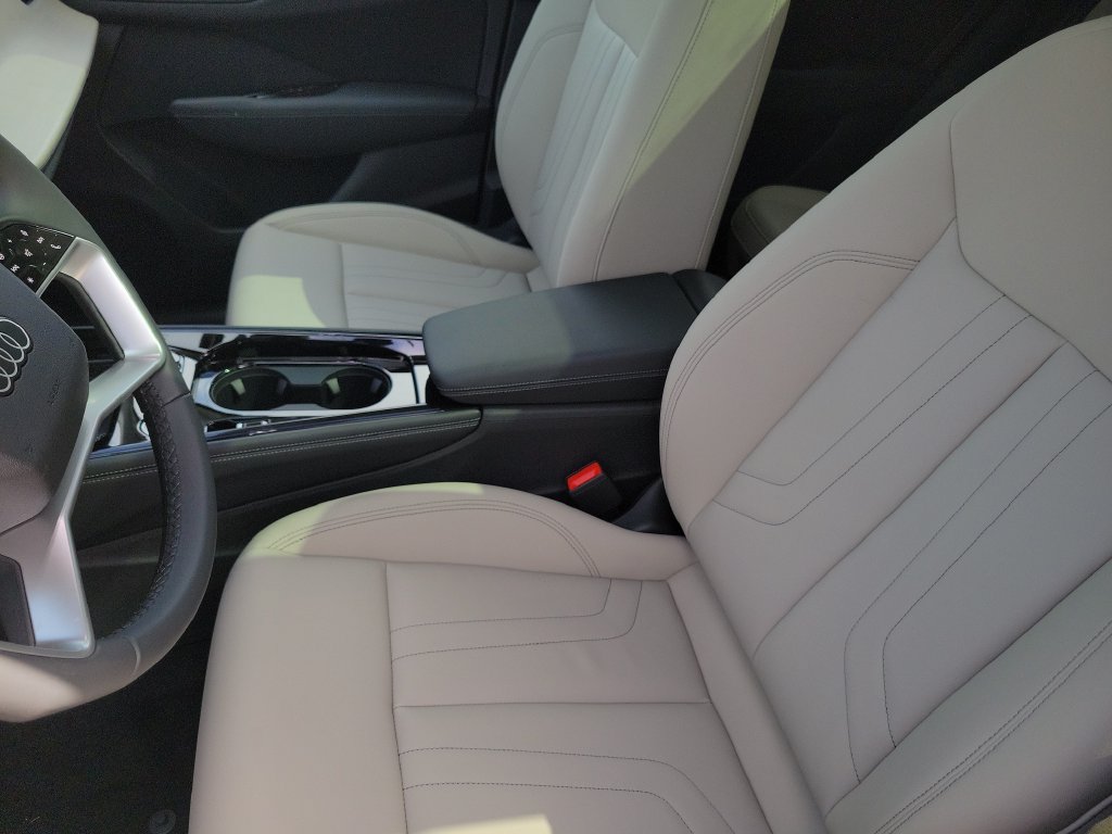 New 2026 Audi Q3 quattro 2.0T AWD/4WD image 17