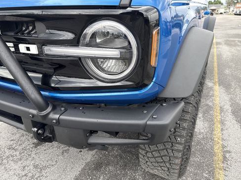 Used 2024 Ford Bronco Outer Banks w/ Sasquatch Package AWD/4WD image 10