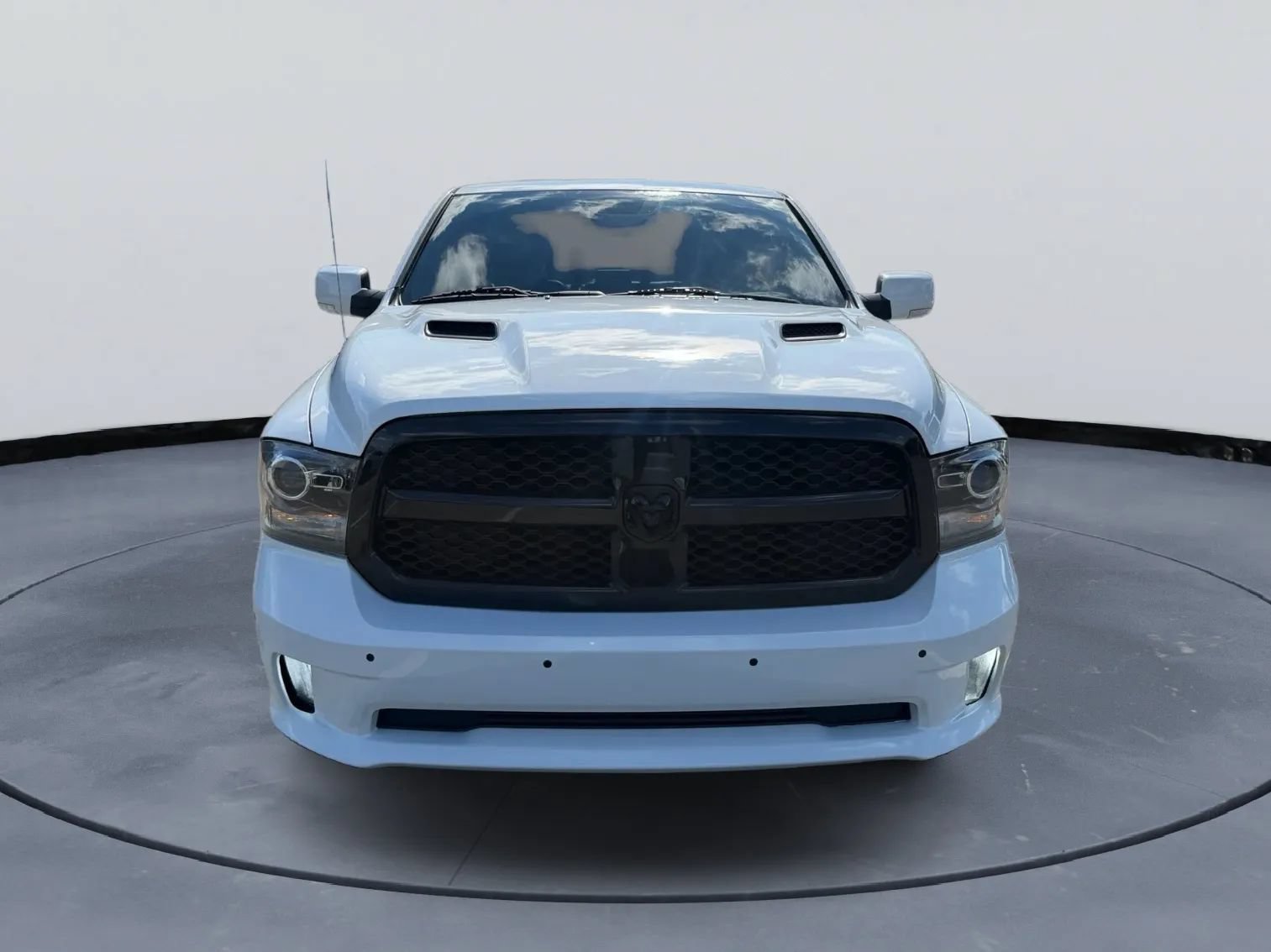Used 2017 RAM 1500 Sport w/ Convenience Group AWD/4WD image 9