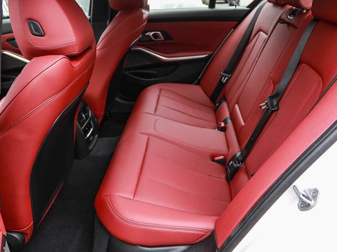 New 2026 BMW 330i Sedan w/ M Sport Package RWD image 17