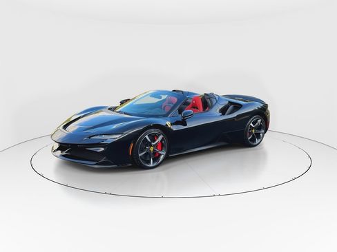 Certified 2022 Ferrari SF90 Spider image 4