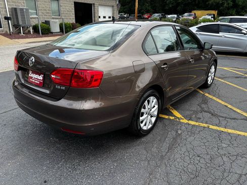 Used 2012 Volkswagen Jetta SE FWD image 7