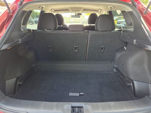Used 2021 Nissan Rogue Sport S FWD image 13
