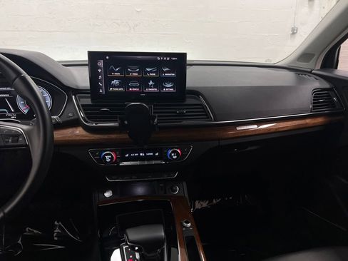 Used 2023 Audi Q5 2.0T Premium Plus image 19