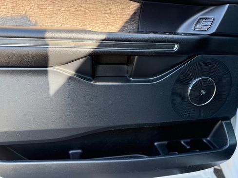 Used 2020 Ford Expedition Limited w/ Equipment Group 302A image 13