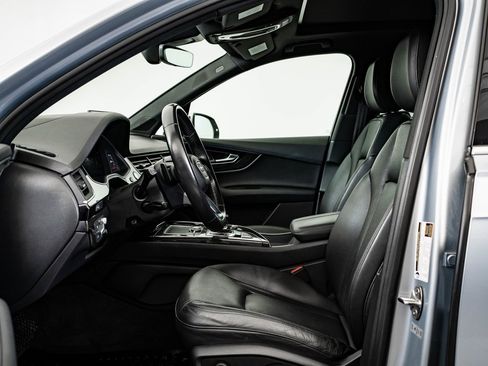 Used 2018 Audi Q7 3.0T Prestige w/ Prestige Package image 25