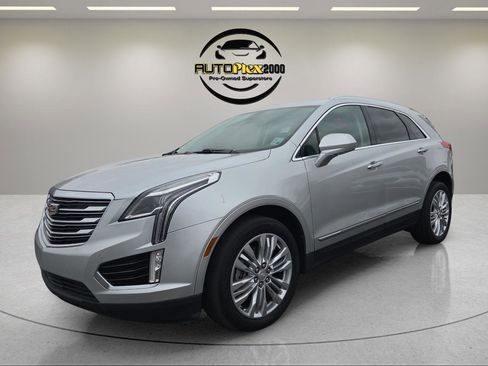 Used 2018 Cadillac XT5 Premium Luxury image 3
