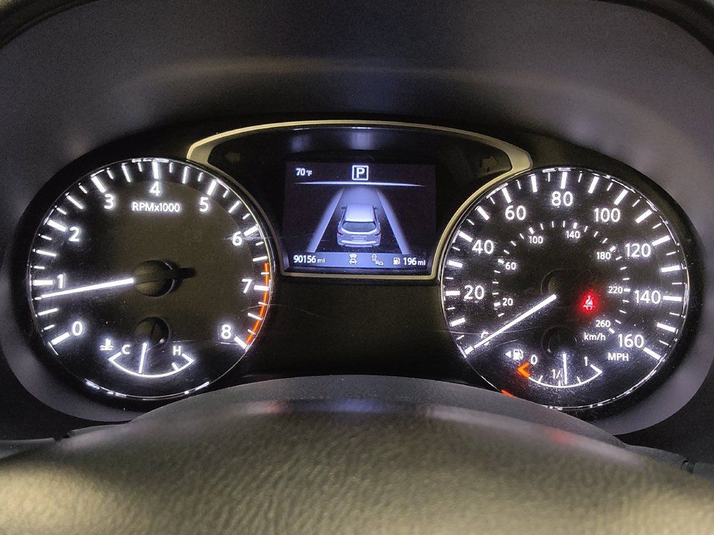 Used 2020 Nissan Pathfinder SL FWD image 23