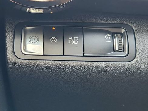 Certified 2025 Chevrolet Equinox LT w/ Safety and Technology Package FWD image 21