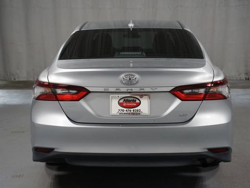 Certified 2022 Toyota Camry LE FWD image 7