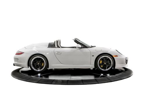Used 2011 Porsche 911 Cabriolet RWD image 8