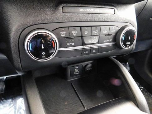 Used 2025 Ford Escape Active image 25