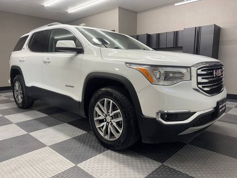 Used 2019 GMC Acadia SLE FWD image 4