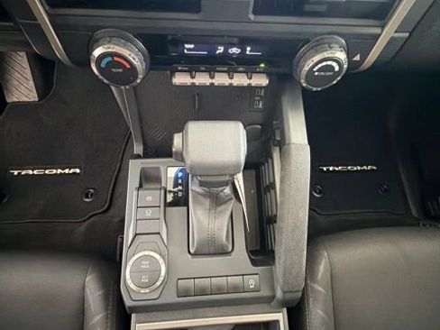Used 2026 Toyota Tacoma SR5 RWD image 17