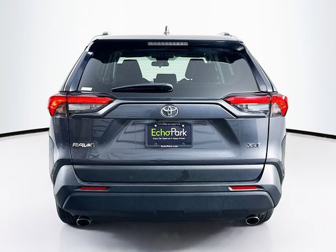 Used 2025 Toyota RAV4 XLE FWD image 7