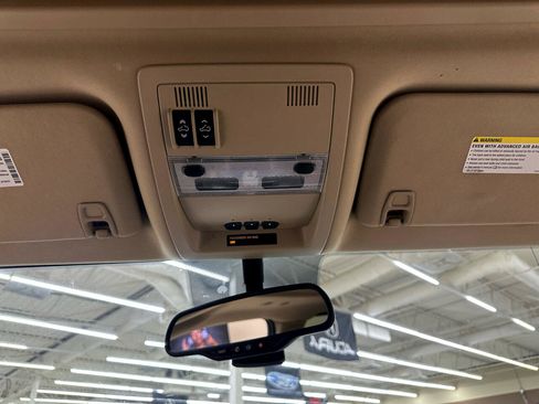 Used 2011 Cadillac Escalade EXT Premium image 27