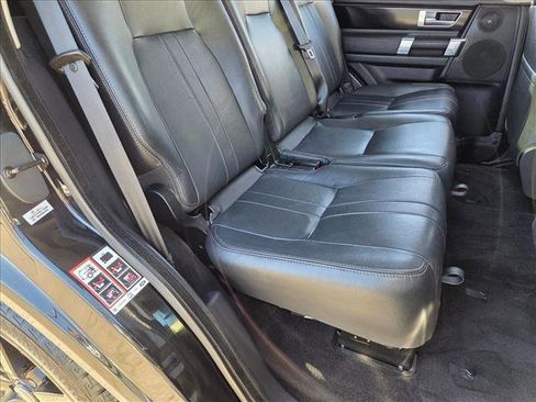 Used 2016 Land Rover LR4 HSE image 19