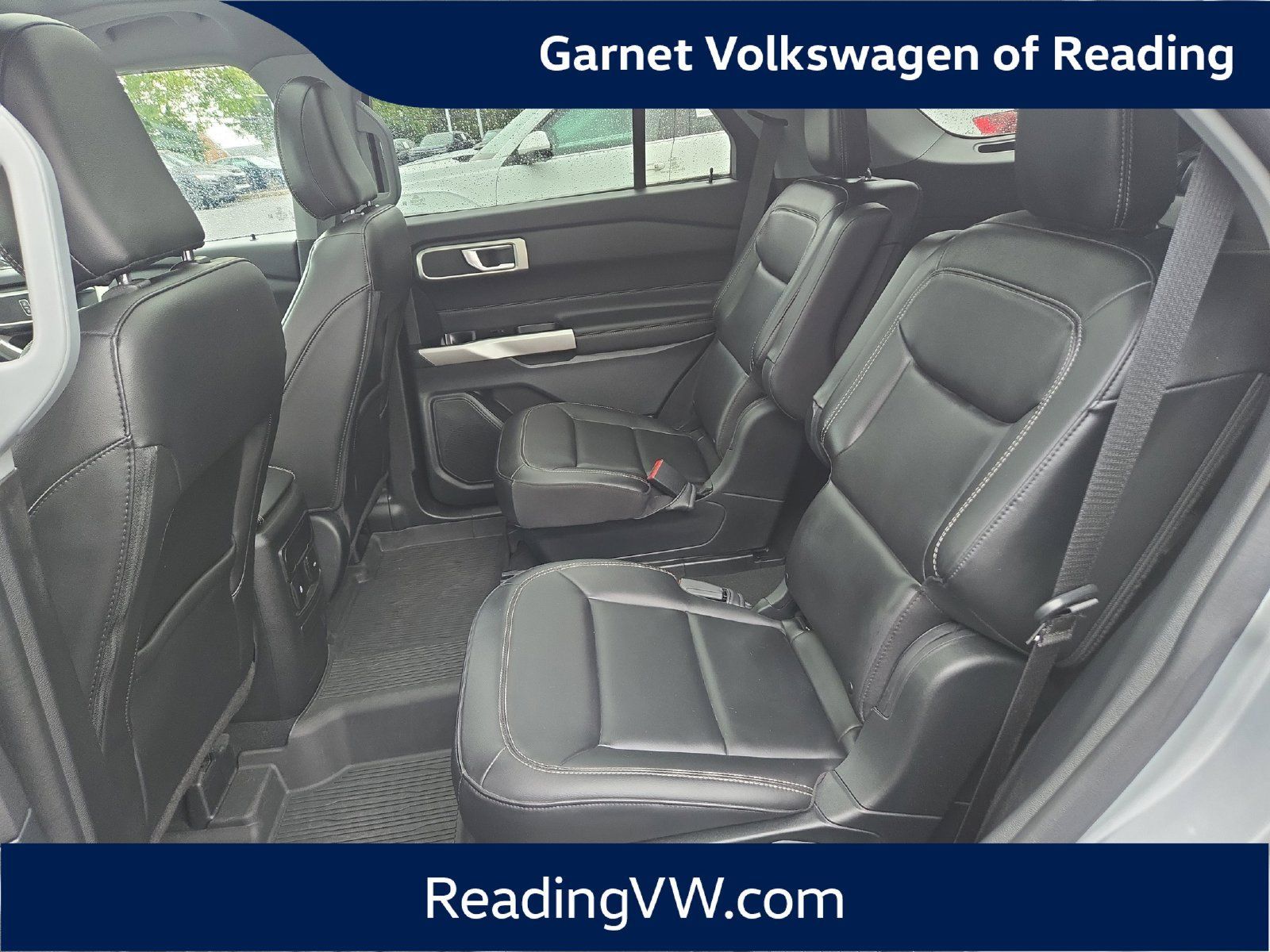 Used 2023 Ford Explorer XLT w/ Equipment Group 202A AWD/4WD image 14