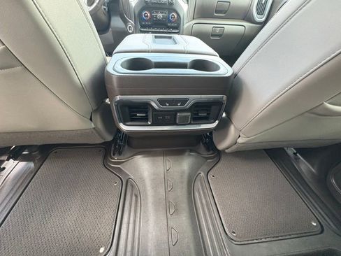 Used 2021 Chevrolet Silverado 1500 LTZ AWD/4WD image 28