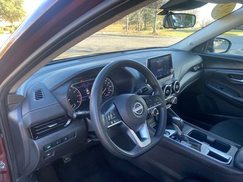 Used 2024 Nissan Sentra SV image 14