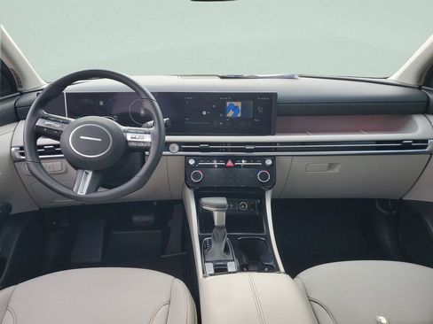 Certified 2025 Hyundai Tucson SEL image 14