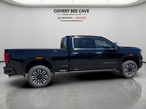 Certified 2025 GMC Sierra 2500 Denali Ultimate image 10