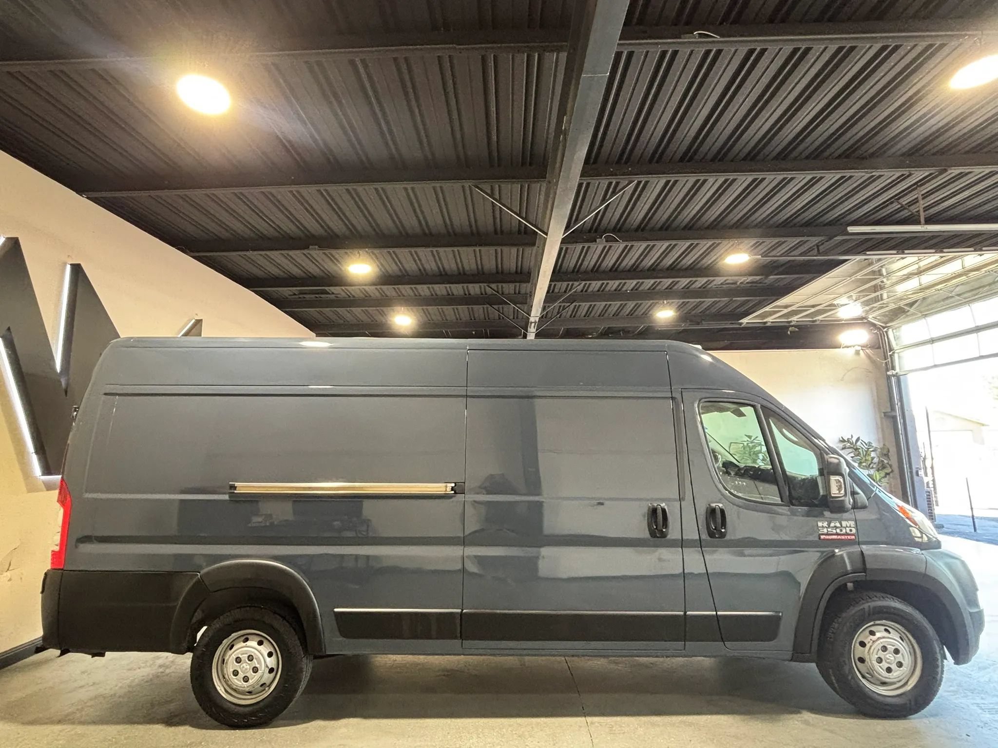 Used 2019 RAM ProMaster 3500 FWD image 7