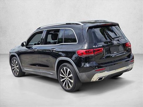 Used 2022 Mercedes-Benz GLB 250 image 5