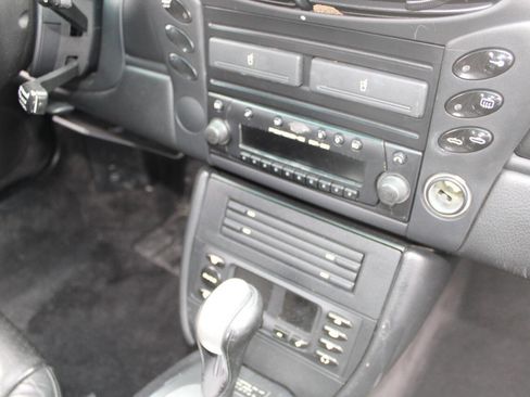 Used 2001 Porsche Boxster image 22