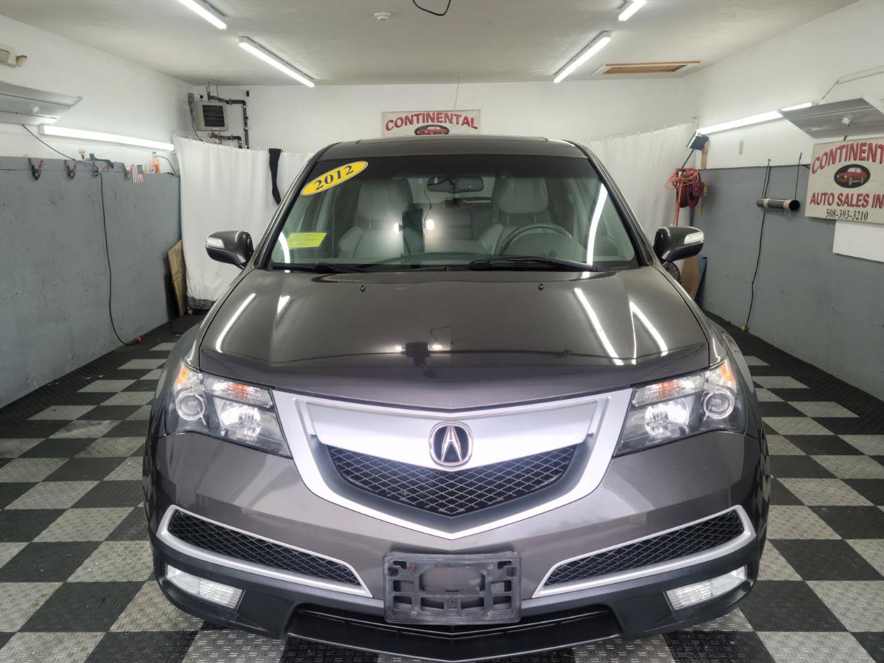 Used 2012 Acura MDX w/ Technology Package AWD/4WD image 2
