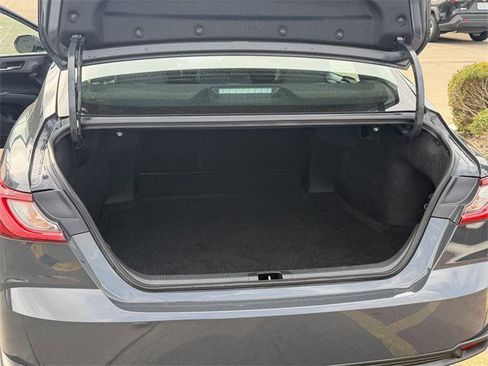 Certified 2025 Toyota Camry SE image 23