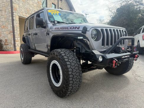 Used 2019 Jeep Wrangler Unlimited Rubicon image 3