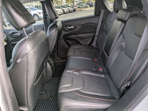 Certified 2021 Jeep Cherokee Trailhawk w/ Premium Leather Package AWD/4WD image 10