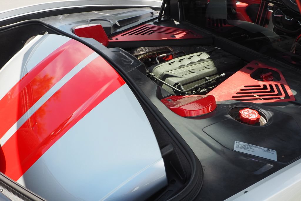 Used 2020 Chevrolet Corvette Stingray Preferred Cpe w/ 2LT Preferred Equipment Group RWD image 18