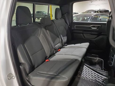 Used 2021 RAM 1500 Lone Star AWD/4WD image 18