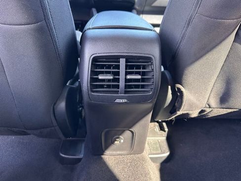 Used 2022 Ford Escape SE w/ Convenience Package image 23