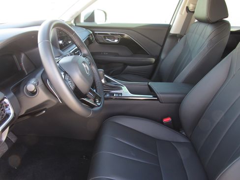 Used 2025 Acura ADX Base image 17