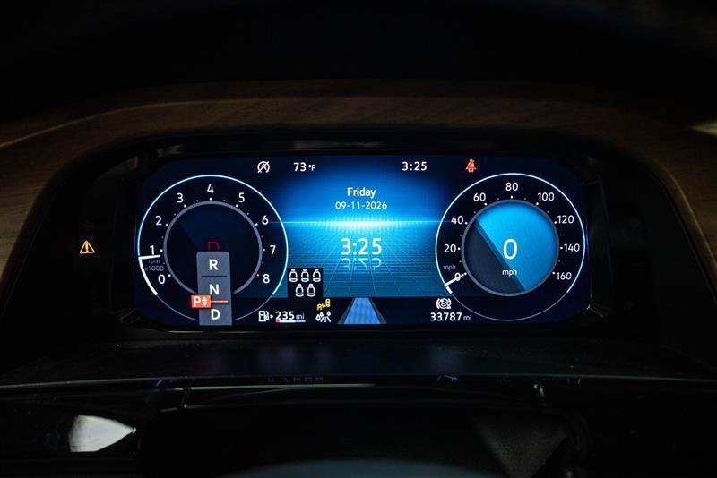 Used 2025 Volkswagen Atlas SE AWD/4WD image 19