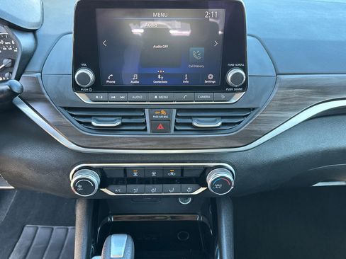 Used 2024 Nissan Altima 2.5 SV image 28