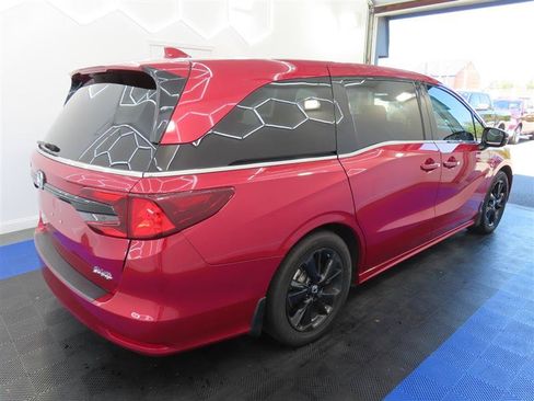 Used 2024 Honda Odyssey Sport image 15