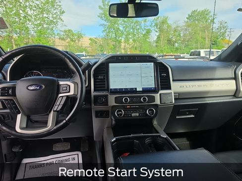 Used 2022 Ford F350 Lariat w/ Lariat Ultimate Package AWD/4WD image 14