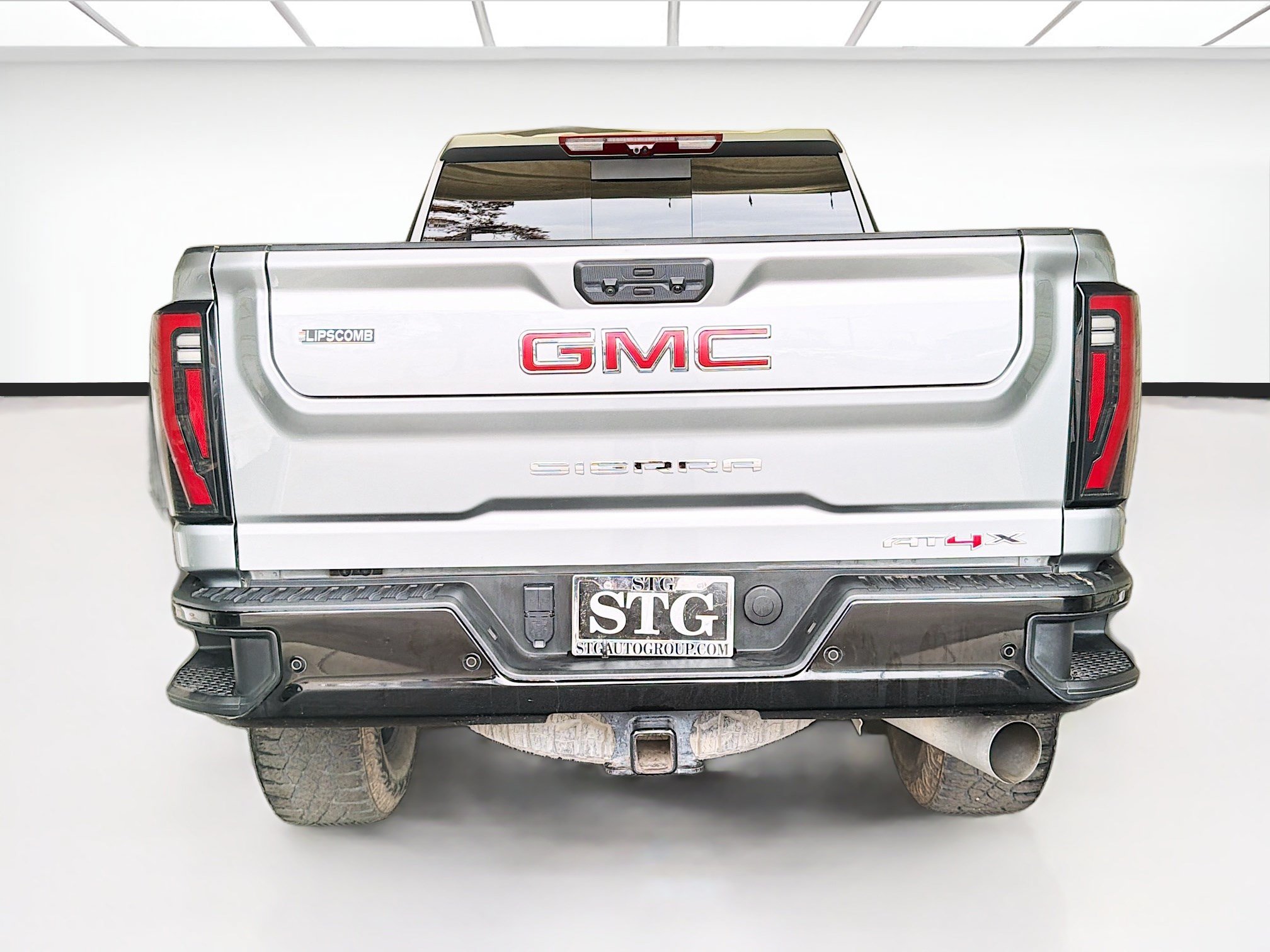 Used 2024 GMC Sierra 2500 AT4X AWD/4WD image 5