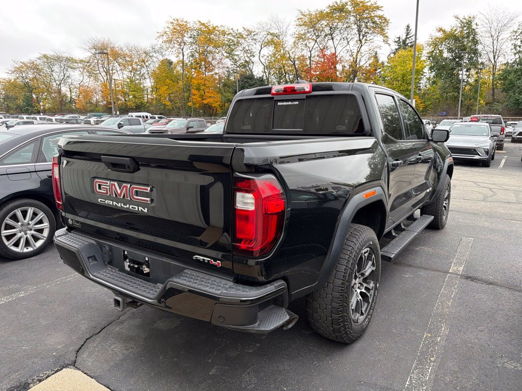 Used 2023 GMC Canyon AT4 w/ AT4 Premium Package AWD/4WD image 7