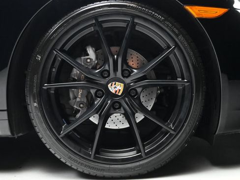 Used 2019 Porsche 911 Carrera RWD image 39
