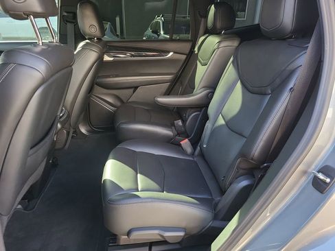 Used 2023 Cadillac XT6 Premium Luxury w/ Technology Package image 26