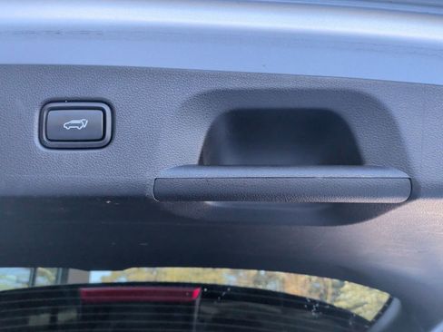 Used 2021 Hyundai Palisade Limited image 10